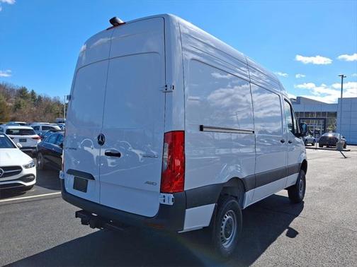 2025 Mercedes-Benz Sprinter 2500 Standard Roof