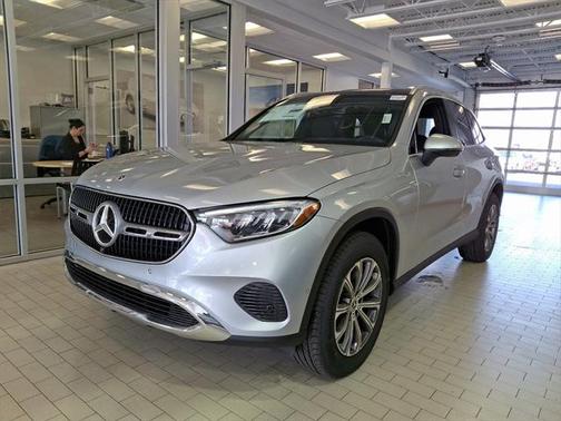2025 Mercedes-Benz GLC 300 4MATIC