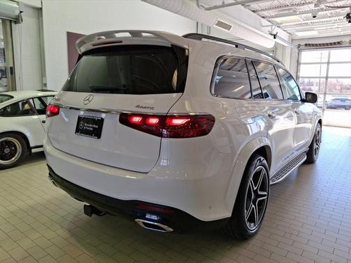 2025 Mercedes-Benz GLS 450 4MATIC