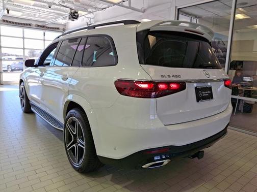 2025 Mercedes-Benz GLS 450 4MATIC