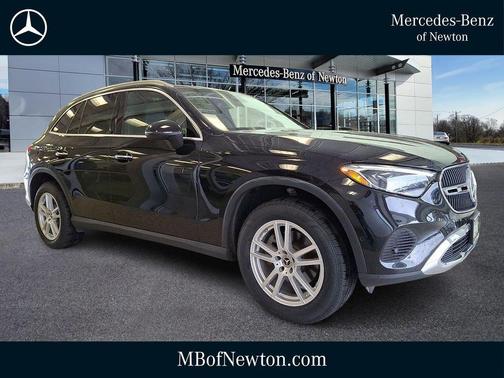 Black 2023 Mercedes-Benz GLC 300 4MATIC