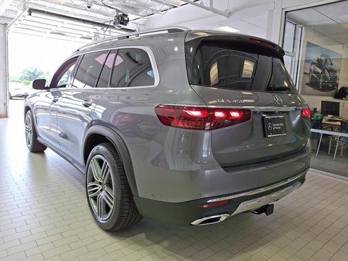 2025 Mercedes-Benz GLS 450 4MATIC