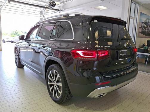 2023 Mercedes-Benz GLB 250 4MATIC