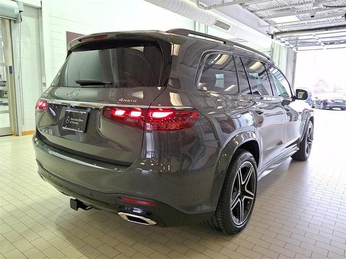 2026 Mercedes-Benz GLS 450 4MATIC