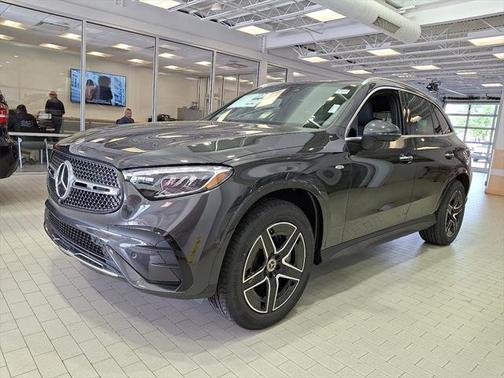 2025 Mercedes-Benz GLC 350e Base