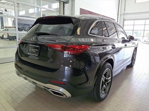2025 Mercedes-Benz GLC 350e Base