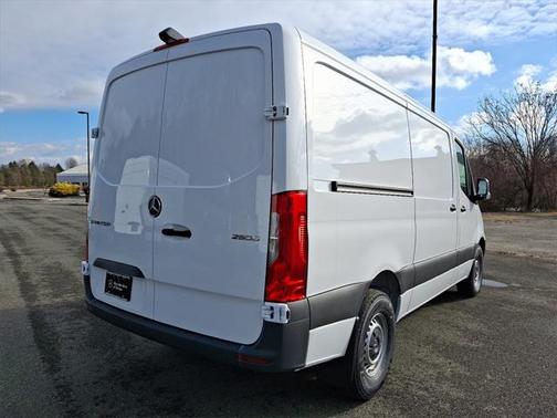 2025 Mercedes-Benz Sprinter 2500 Standard Roof