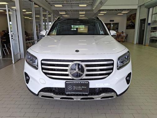2025 Mercedes-Benz GLB 250 4MATIC