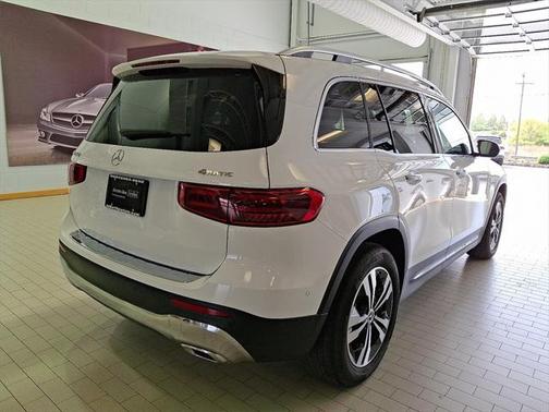 2025 Mercedes-Benz GLB 250 4MATIC