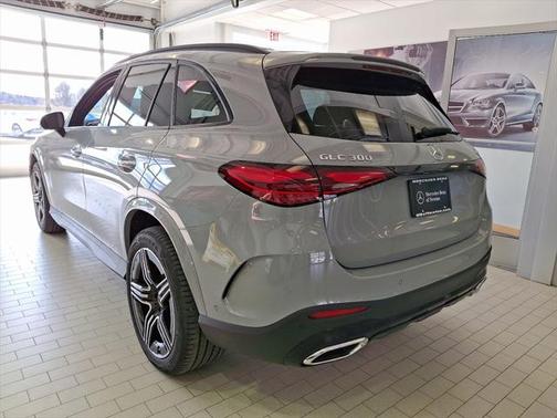 2025 Mercedes-Benz GLC 300 4MATIC