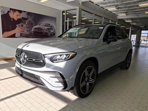2025 Mercedes-Benz GLC 300 4MATIC
