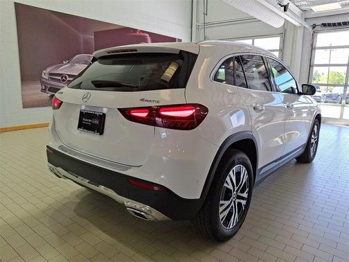2025 Mercedes-Benz GLA 250 4MATIC