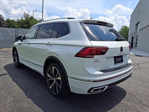 2023 Volkswagen Tiguan 2.0T SEL R-Line 4MOTION
