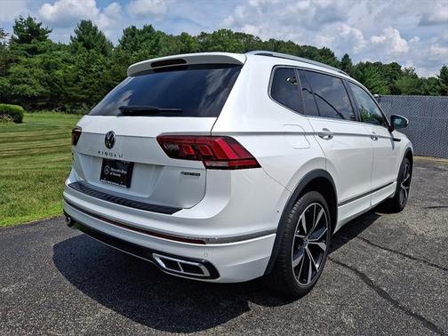 2023 Volkswagen Tiguan 2.0T SEL R-Line 4MOTION