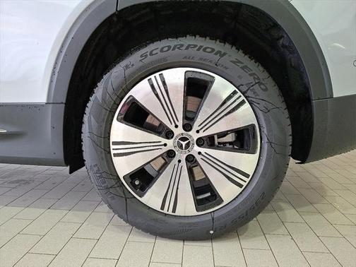 2025 Mercedes-Benz EQB 300 4MATIC