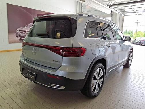 2025 Mercedes-Benz EQB 300 4MATIC