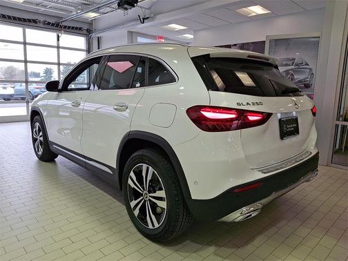 2026 Mercedes-Benz GLA 250 4MATIC