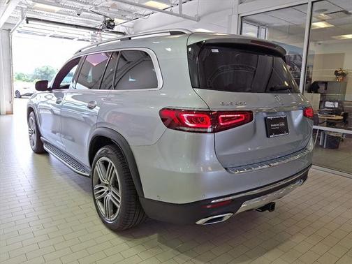2022 Mercedes-Benz GLS 450 4MATIC