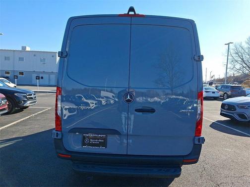 2024 Mercedes-Benz Sprinter 2500 Crew 144 WB