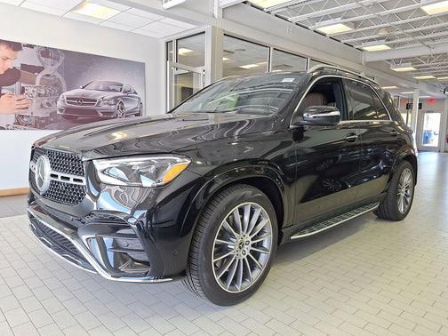 Black 2026 Mercedes-Benz GLE 450 4MATIC