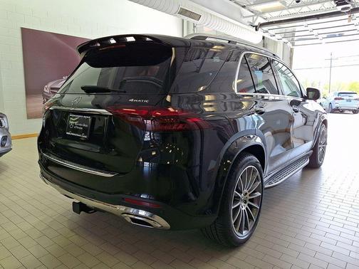 Black 2026 Mercedes-Benz GLE 450 4MATIC
