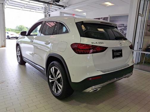 2025 Mercedes-Benz GLA 250 4MATIC