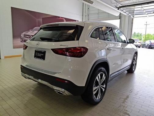 2025 Mercedes-Benz GLA 250 4MATIC
