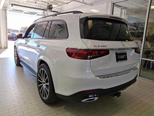 2025 Mercedes-Benz GLS 450 4MATIC