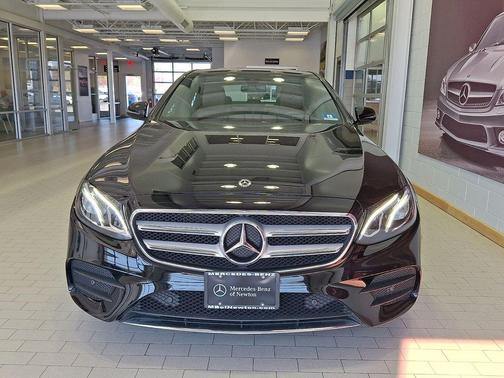 Black 2018 Mercedes-Benz E-Class 4MATIC