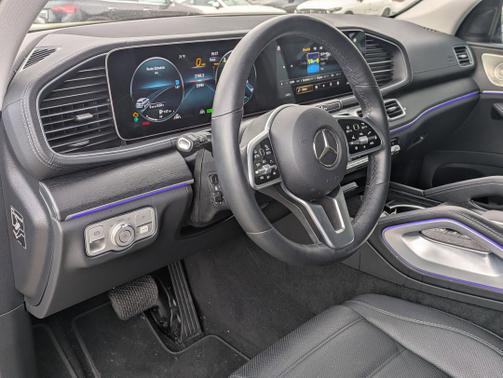 2023 Mercedes-Benz GLS 450