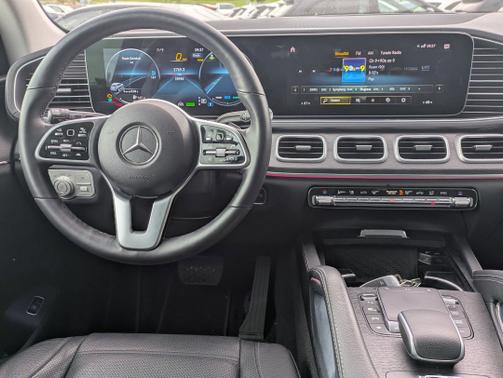 2023 Mercedes-Benz GLS 450