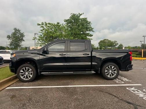 Black 2022 Chevrolet Silverado 1500 RST