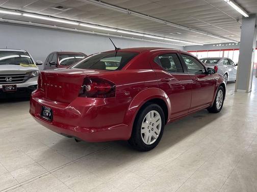 Redline 2 Coat Pearl 2013 Dodge Avenger SE