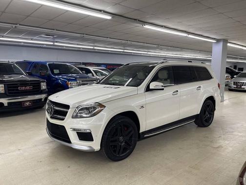 WHITE 2015 Mercedes-Benz GL-Class GL 63 AMG