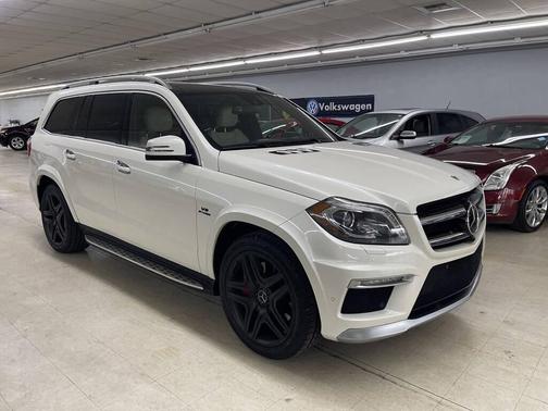 WHITE 2015 Mercedes-Benz GL-Class GL 63 AMG