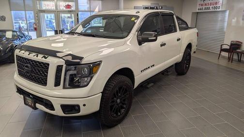 WHITE 2019 Nissan Titan SV