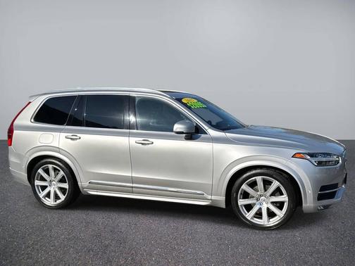 2017 Volvo XC90 T6 Inscription