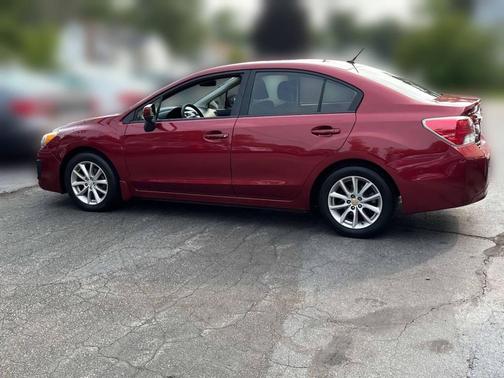 2014 Subaru Impreza 2.0i Premium