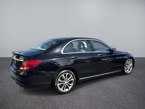 2016 Mercedes-Benz C-Class C 300 4MATIC Luxury