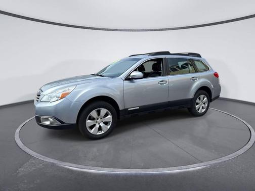 Ice Silver Metallic 2012 Subaru Outback 2.5i