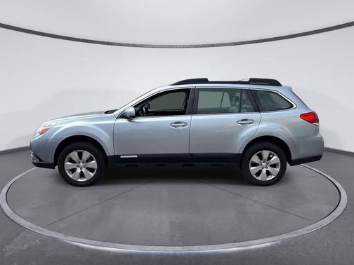 Ice Silver Metallic 2012 Subaru Outback 2.5i
