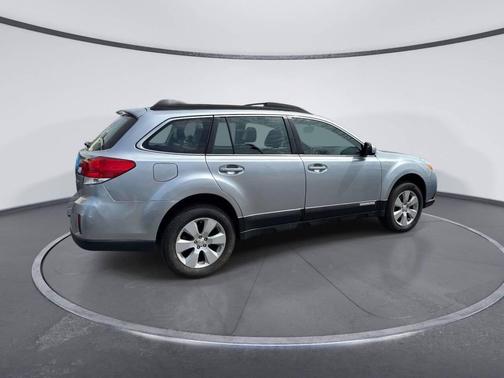 Ice Silver Metallic 2012 Subaru Outback 2.5i