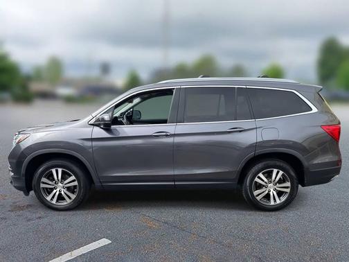 2017 Honda Pilot EX