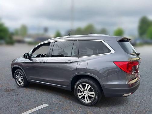 2017 Honda Pilot EX