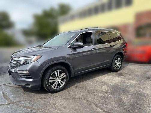 2017 Honda Pilot EX