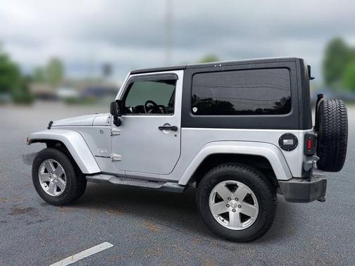 2012 Jeep Wrangler Sahara