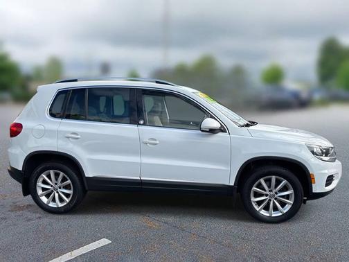 2017 Volkswagen Tiguan 2.0T Wolfsburg Edition