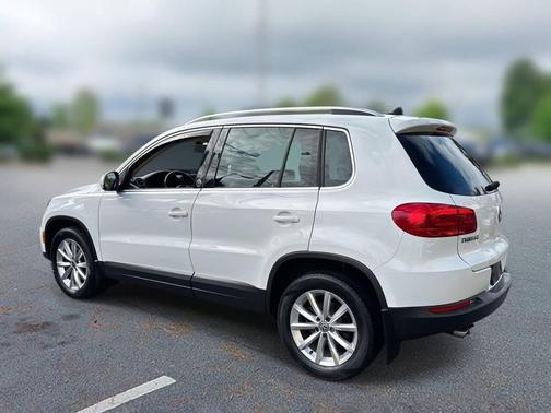 2017 Volkswagen Tiguan 2.0T Wolfsburg Edition