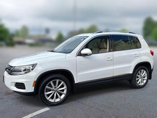2017 Volkswagen Tiguan 2.0T Wolfsburg Edition