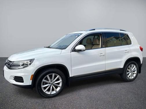 2017 Volkswagen Tiguan 2.0T Wolfsburg Edition